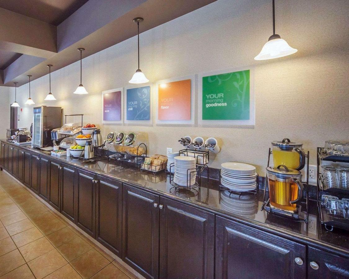 Comfort Inn & Suites Sylvan Lake Extérieur photo